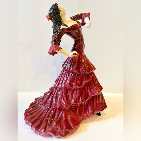 Coalport Limited Edition “Bolero” Dancing Woman Bone China Figurine